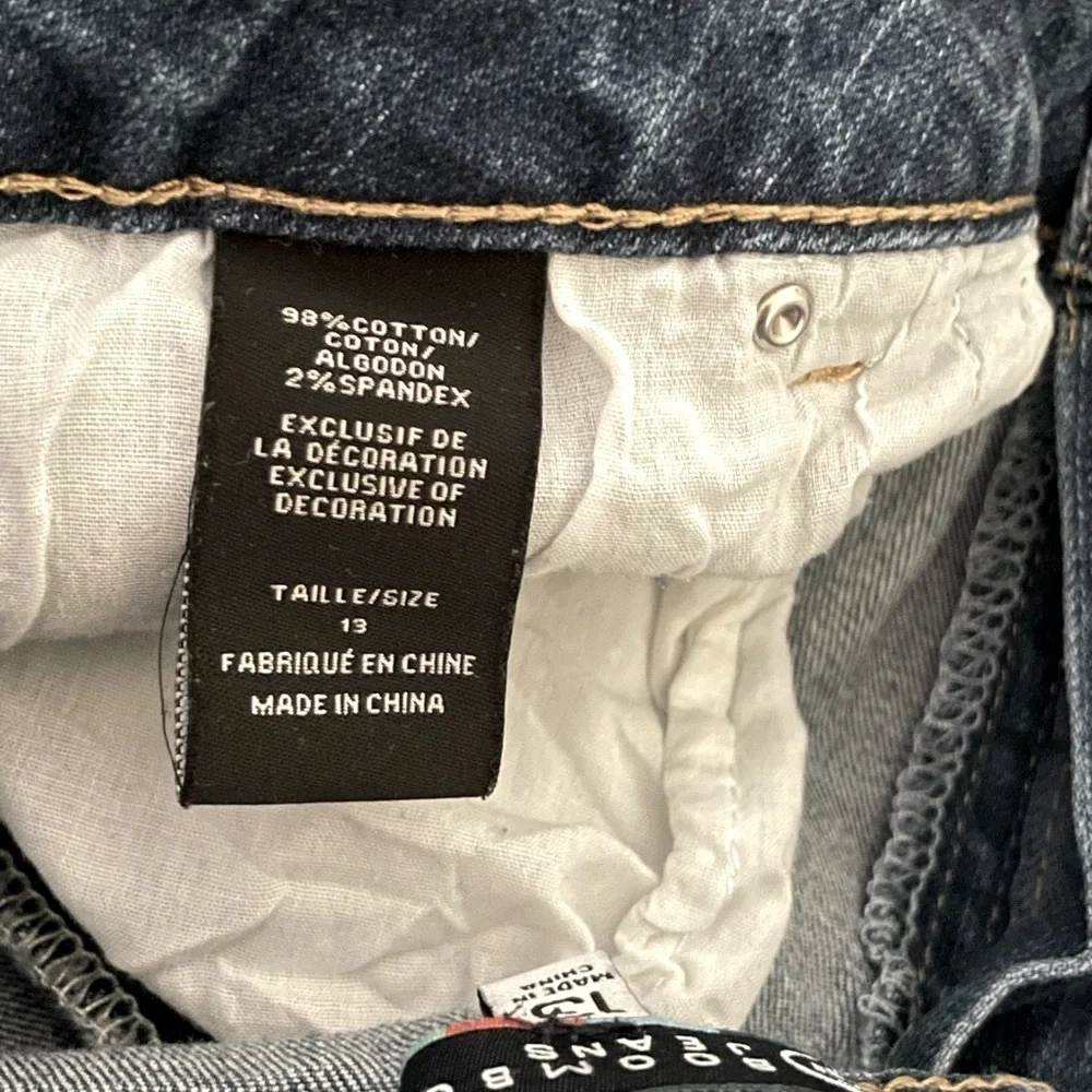 Sz 13 women BoomBoom jeans ripped un hemmed foot - Picture 4 of 5